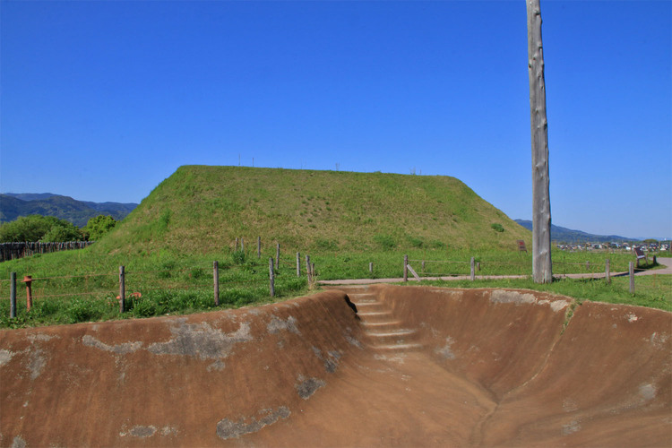 Tomb Path's photo
