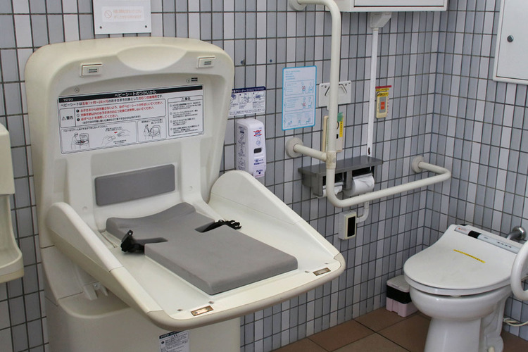 Photo of Accessible Restrooms01